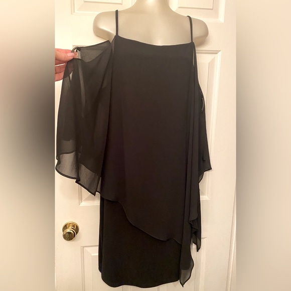 le chateau Dresses & Skirts - Party Dress ~ 1XL